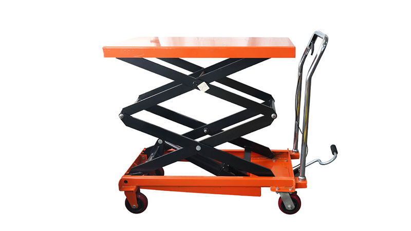 유압 리프팅 테이블을 작동하기 전에 어떤 점검을 수행해야 합니까?